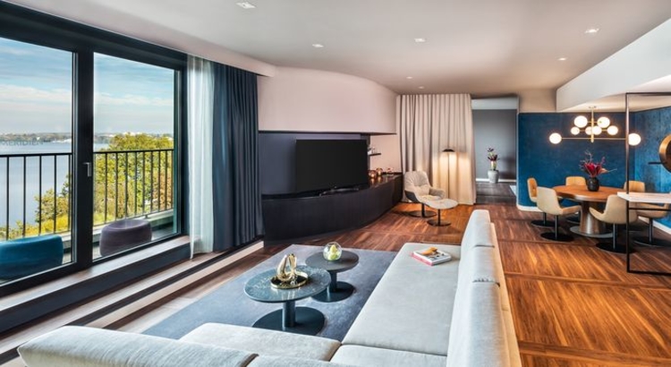 Le Meridien Hamburg Prestige Lake Suite Foto Le Meridien